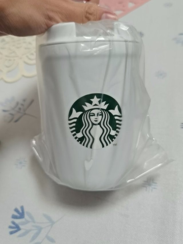 在京东看了好久这款水杯，最终终于下手了，