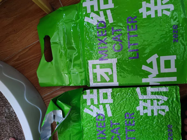 这款猫砂价格非常的实惠，实际到手差不多1