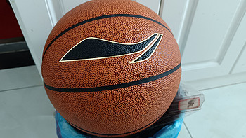 运动户外 篇二十三：网购八十几元的pu皮篮球，用起来还可以