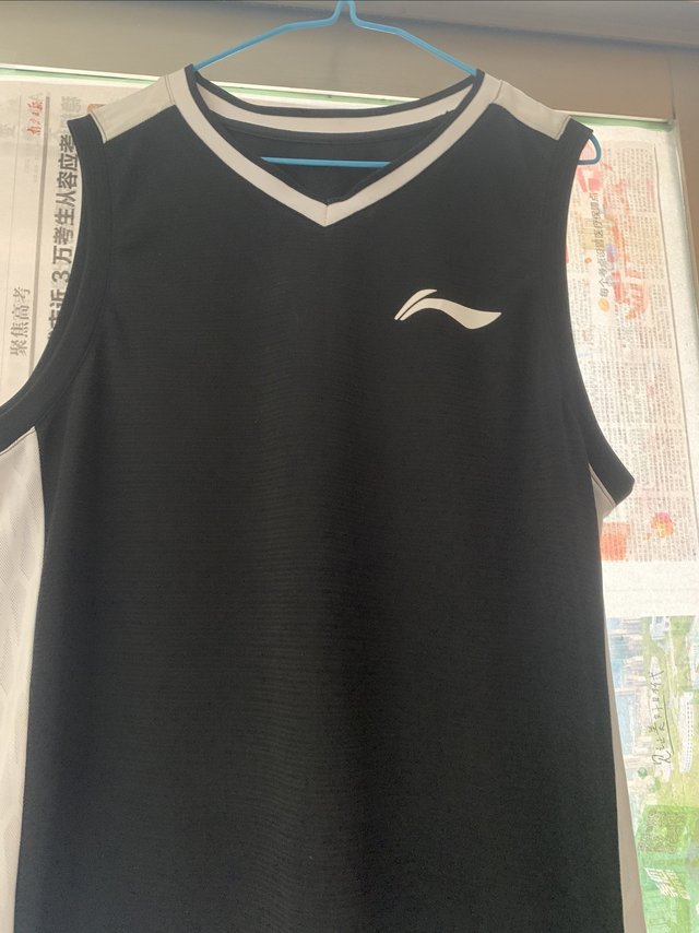 李宁休闲篮球服