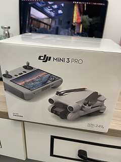 唯一的收获大疆mini3 pro带屏遥控器无人机