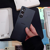 全面屏时代的锐利异类——索尼XPERIA 1 V