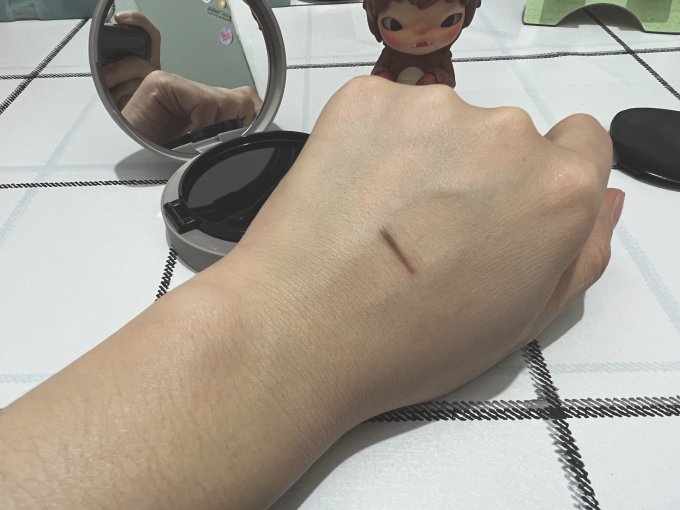 红地球面部彩妆