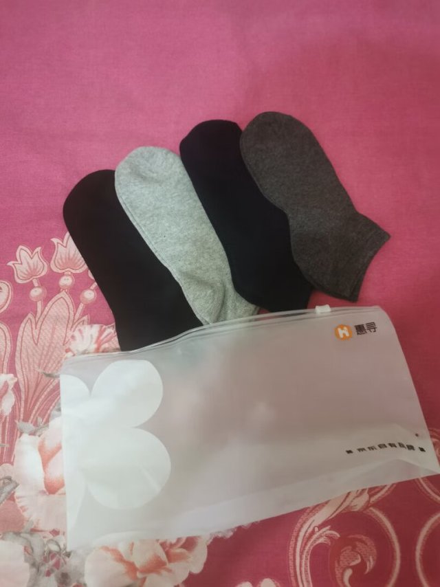 质量很不错，仔仔说穿上挺舒服的，在惠寻下