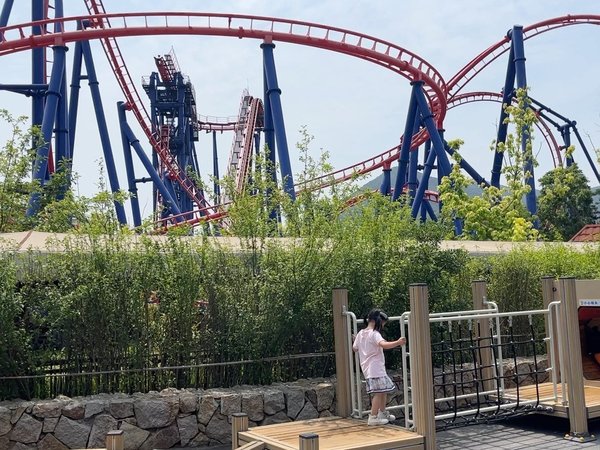 在苏州乐园进行大户外