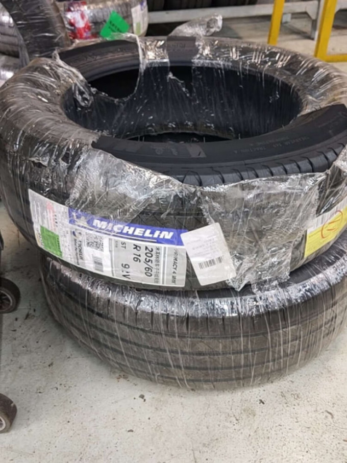 轮胎是23年13周的,日期也很新.