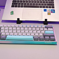 杜伽K330W无线三模61键机械键盘，冰淇淋配色为炎炎夏日降降温