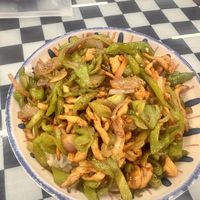 无敌的辣椒炒肉盖饭
