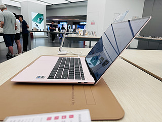 HUAWEI MateBook X Pro除了贵没毛病