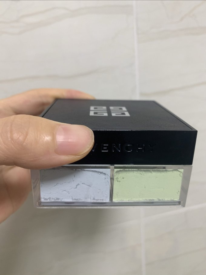 纪梵希散粉蜜粉