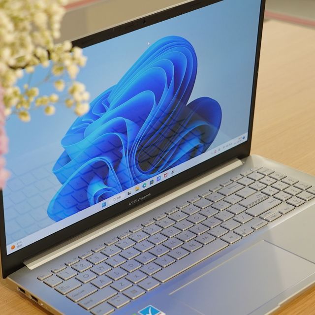 颜值性能集于一身，轻薄好用不贵——华硕无畏Pro15