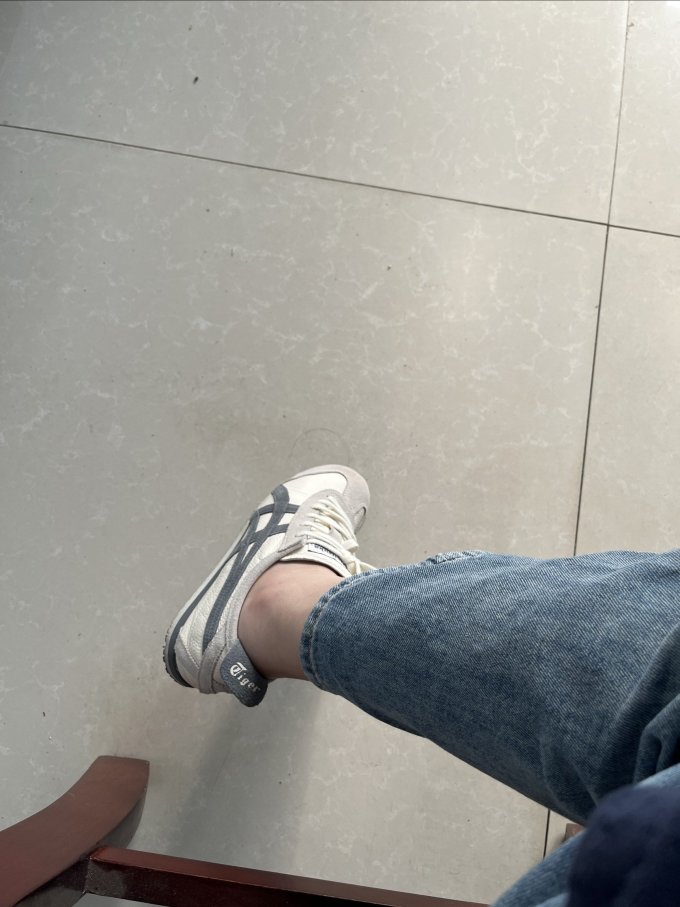 鬼塚虎休闲运动鞋