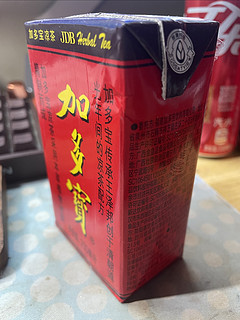 夏天喝点凉茶，加多宝的不错