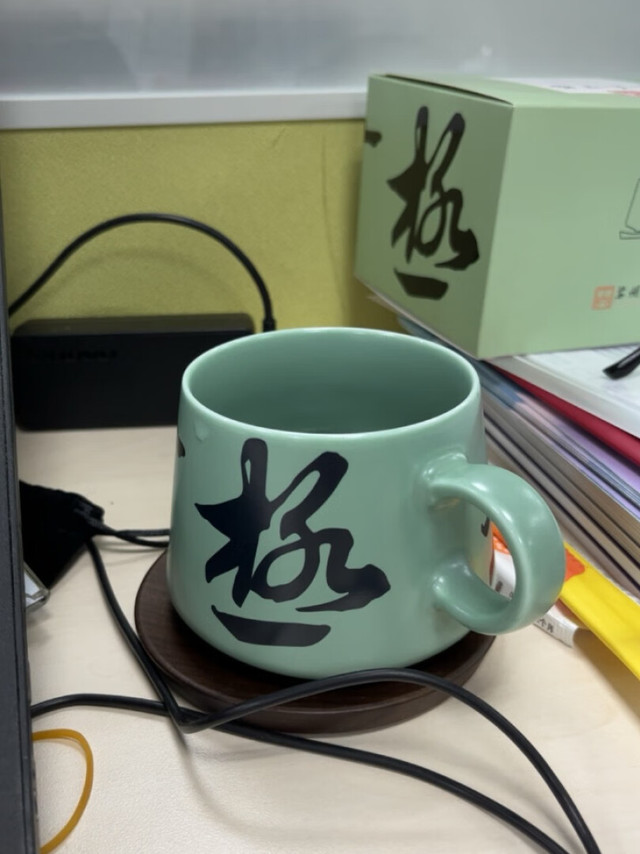 非常好看，非常优美，非常雅致，器形大方实