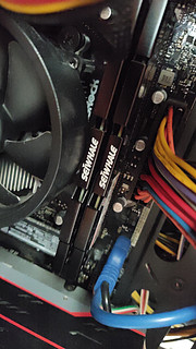 枭鲸电竞版 DDR4 3200MHz16g开箱使用