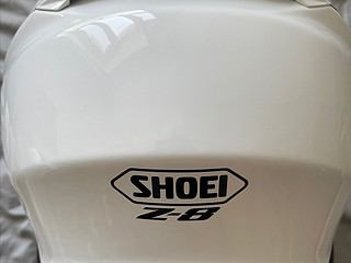 2600入手的shoei z8真香