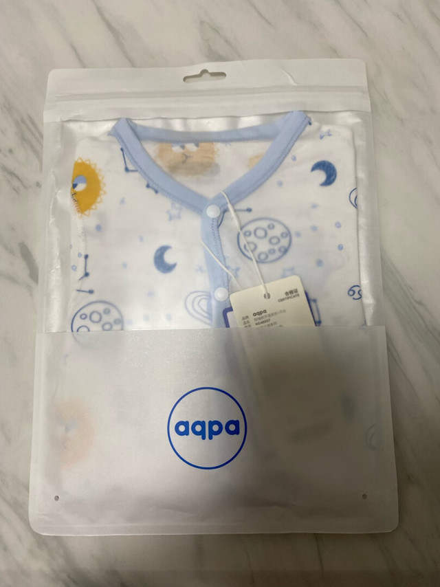 aqpa的衣服质量一直都很好，已经在他们