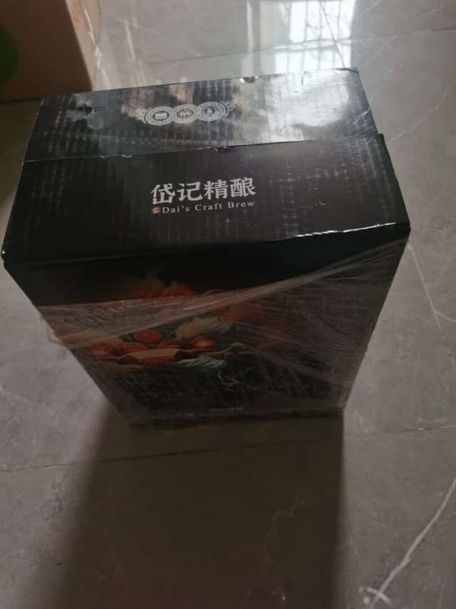 喜欢精酿啤酒，更喜欢IPA的丰富口感。
