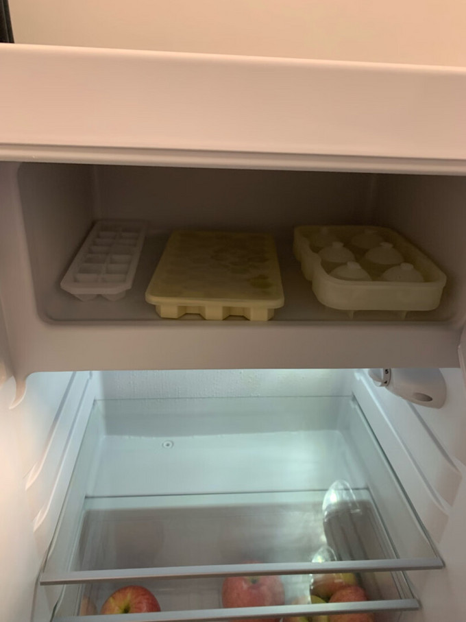 哈士奇单门冰箱