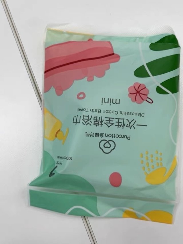一次性买了好多东西,快递给力,客服服务也