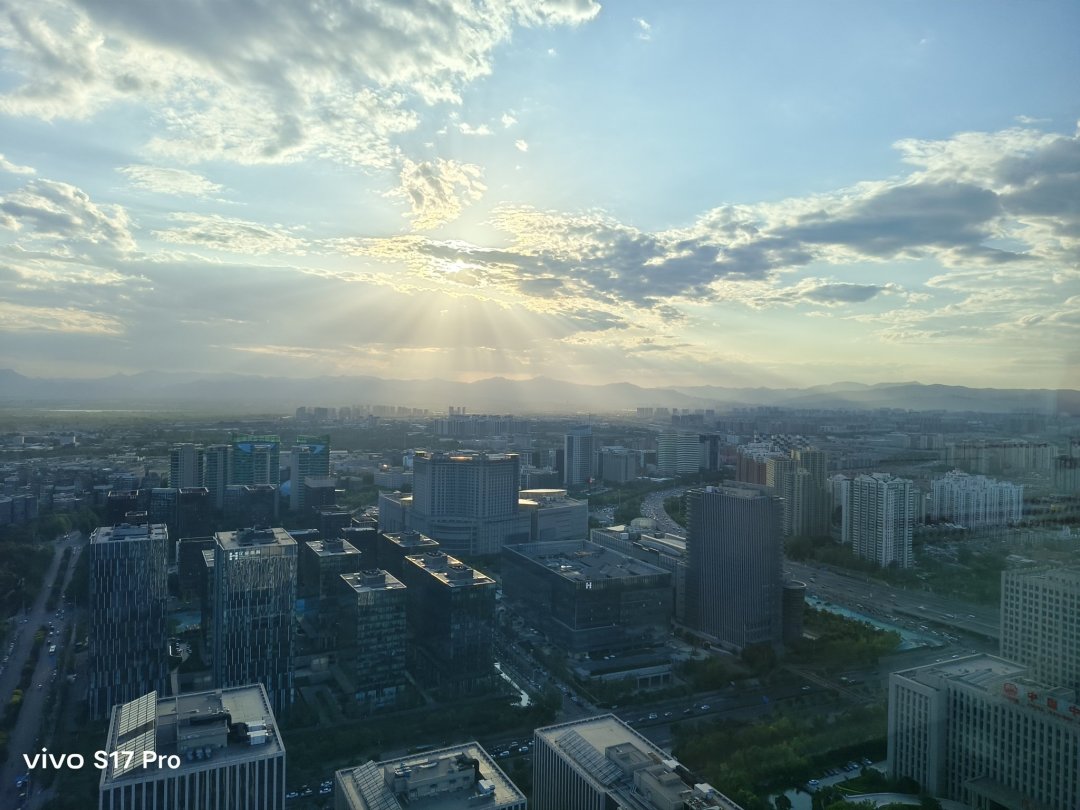 将人像摄影进行到底,vivo S17 Pro上手体验