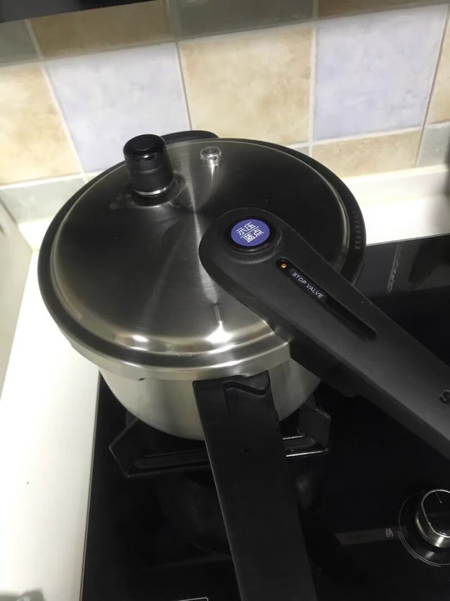 超级巨好，前几天买了其他牌子的高压锅，根