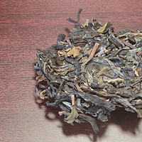 茶叶测评 篇十八：【普洱茶】银孔雀（2020生茶）测评