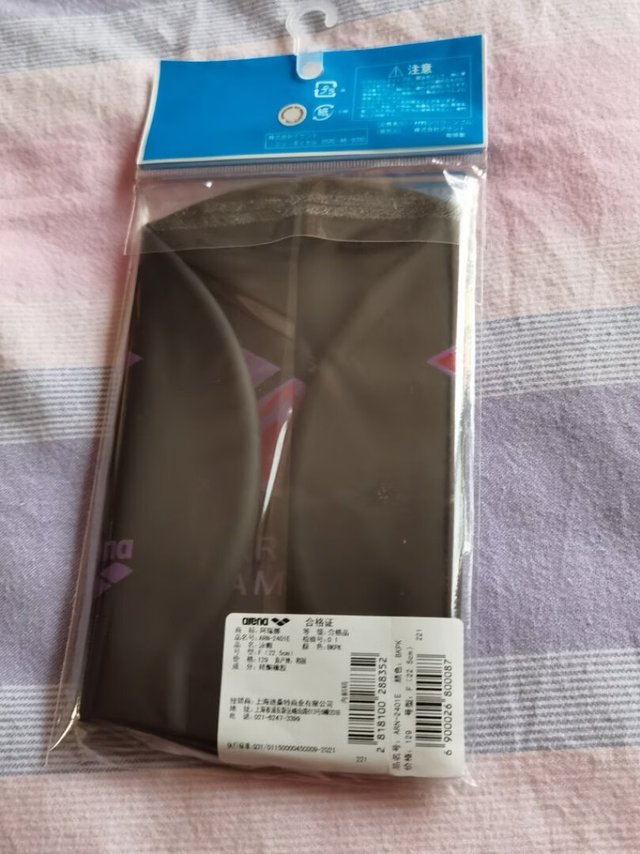 舒适程度：拿回来试穿了一下，挺舒服的，泳