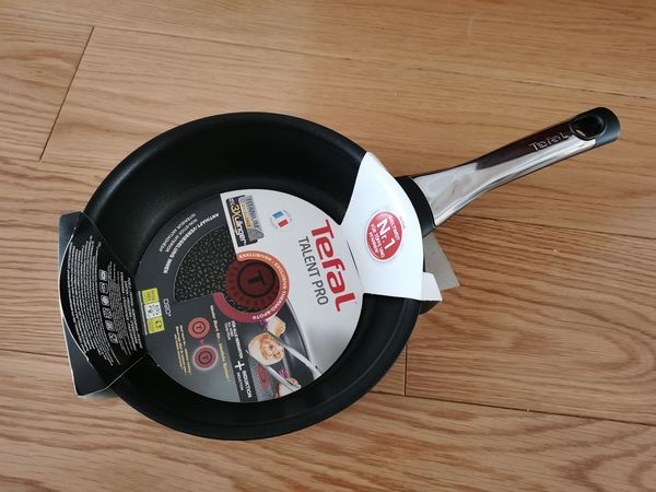 买锅-tefal 小号平底不粘锅