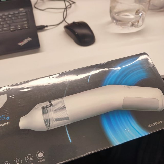 京东快递很快啊，隔天就收到了。迫不及待的