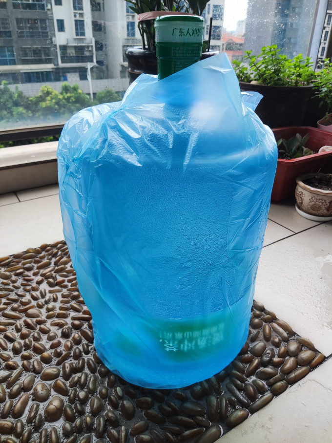鼎湖山泉饮用水