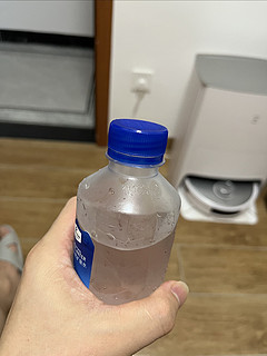 弱碱性天然矿泉水：品质生活好选择