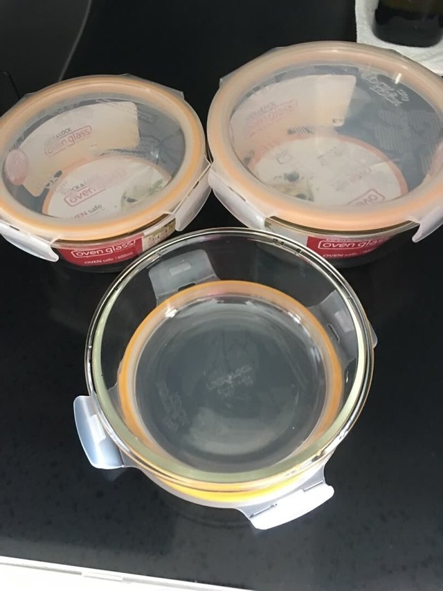 商品质量很好，非常实用，微波炉加热，冰箱
