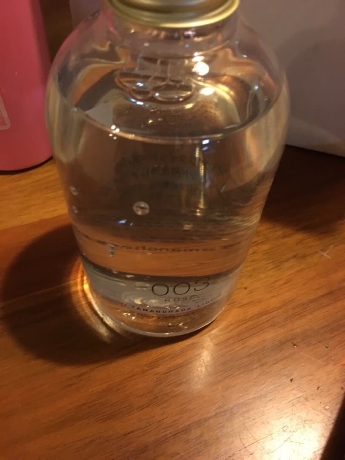 玉肌沐浴露