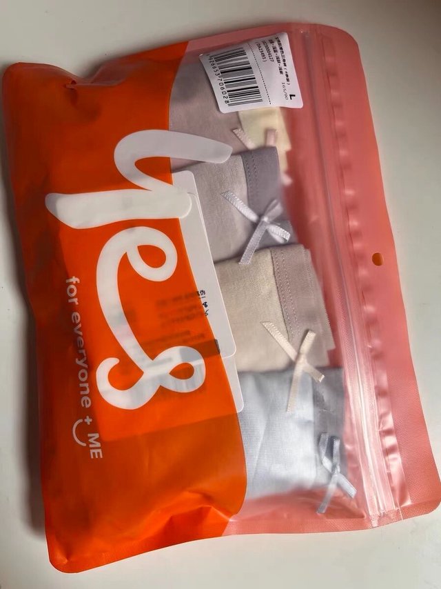 产品收到好久了，摸着面料不错的。