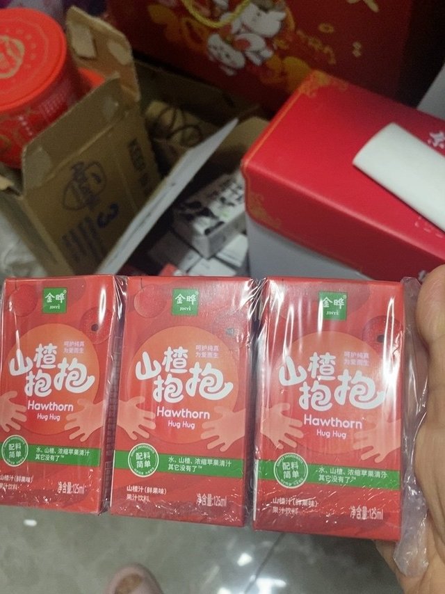 
口感味道：酸酸的，感觉有点甜，但是苹果