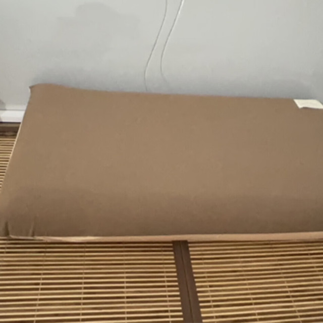 10公分看着挺矮的，但是对于喜欢睡高枕的