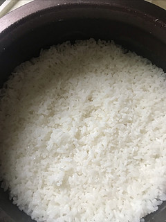 蒸煮炒都香香哒大米