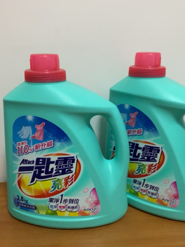 好大一桶，闻起来挺好闻的。朋友介绍说这款