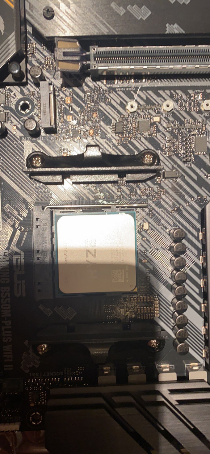 CPU