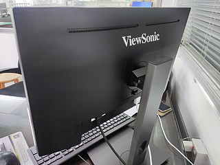 功能挺多的优派VX2462-2K-MHDU显示器