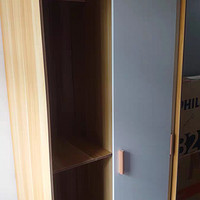 实木小衣柜：简约实用，打造温馨空间