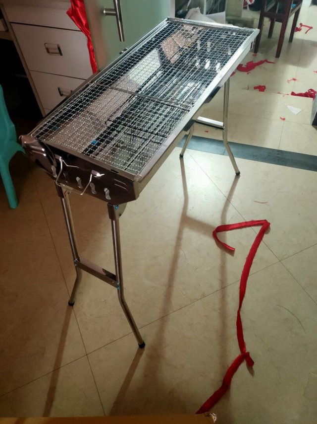 准备去外面烧烤用，不锈钢材质很好，一次愉