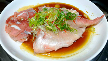 广东住家饭 篇四百九十一：家常小海鲜蒸海鱼的秘诀！ 