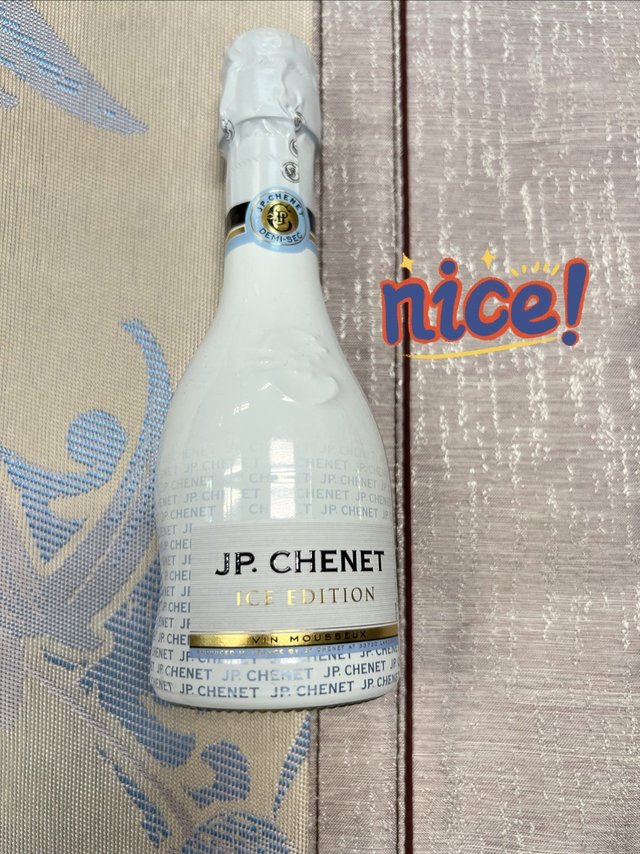 一款来自法国的起泡葡萄酒！