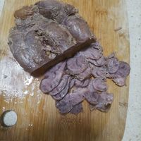 卤牛腱子真好吃