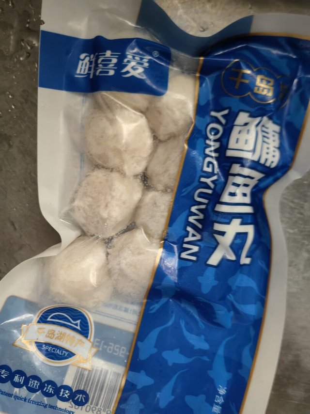 这款千岛湖的鳙鱼丸买了几次，平时用来下面