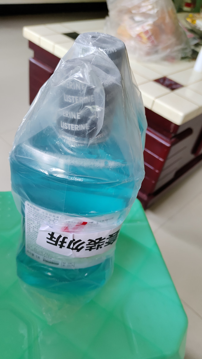 李施德林漱口水