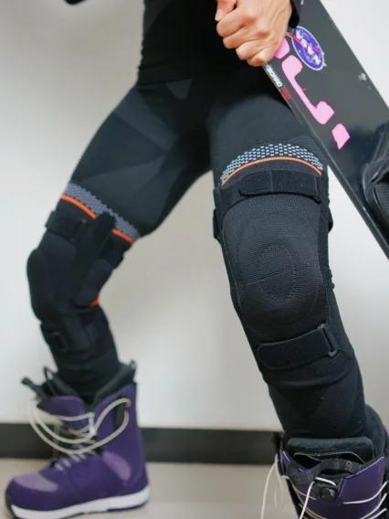 滑雪必入 比雪服还重要‼️ 斯伯铠护膝GS款