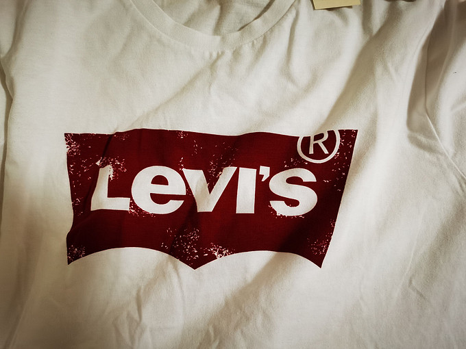 李维斯男士T恤